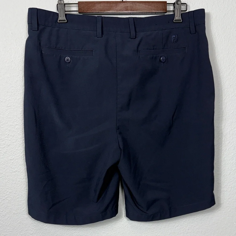 Men's Navy Shorts‎